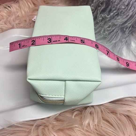 STFU Varsity Letter Makeup Bag - Picture 5 of 10